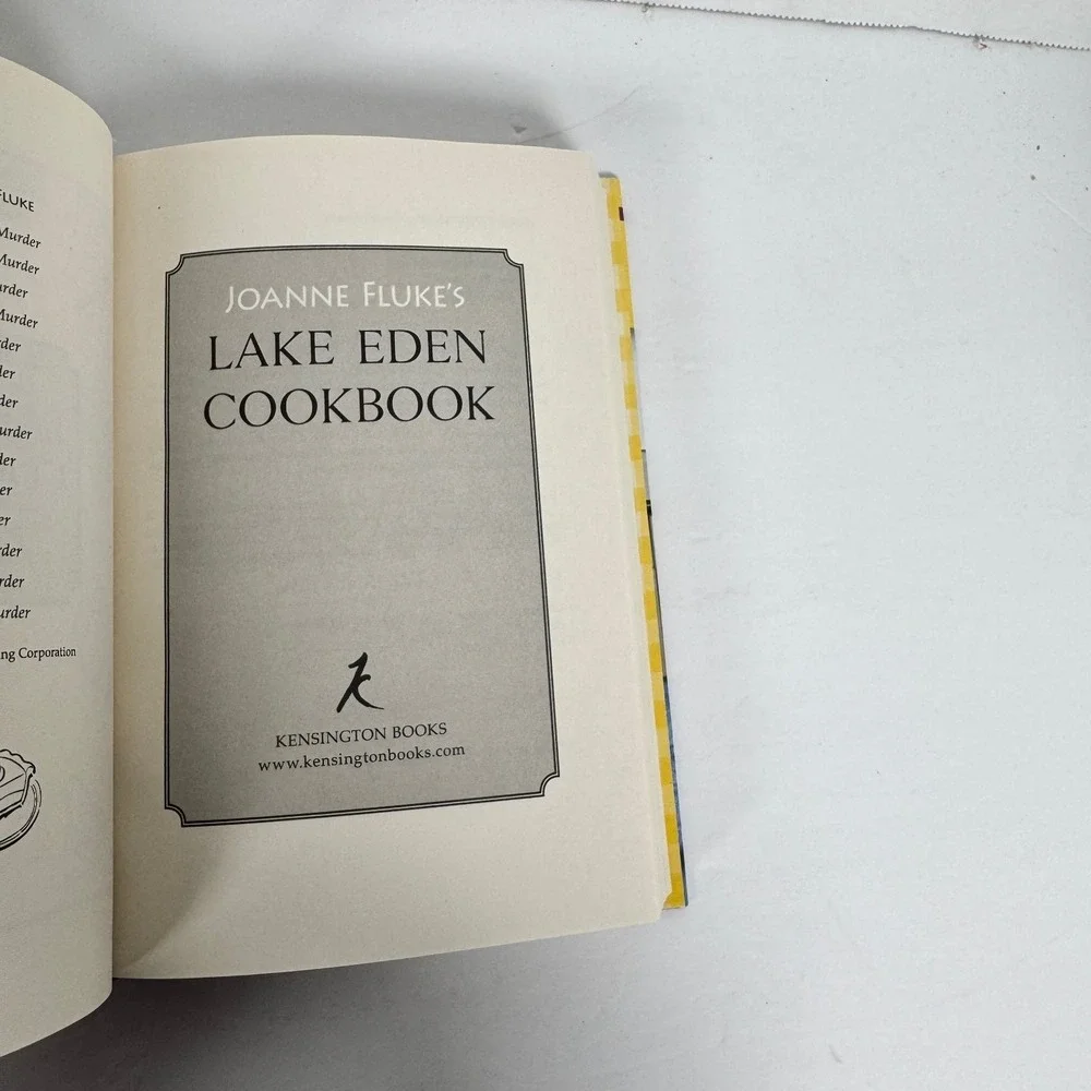 Joanne‎ Fluke's Lake Eden Cookbook Hannah Swensen Recipes 2011 1st Printing